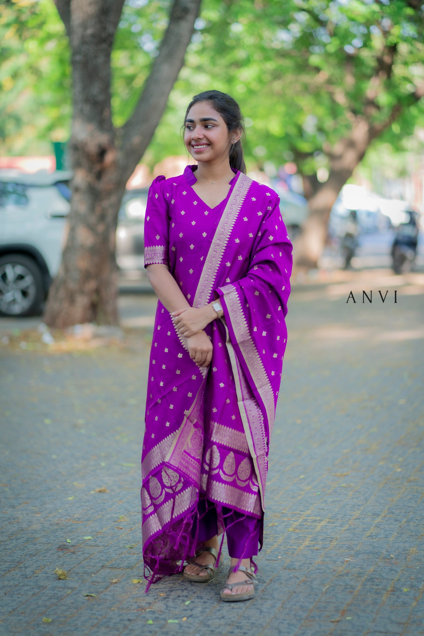 AL 404 Purple Banarasi suit with lining