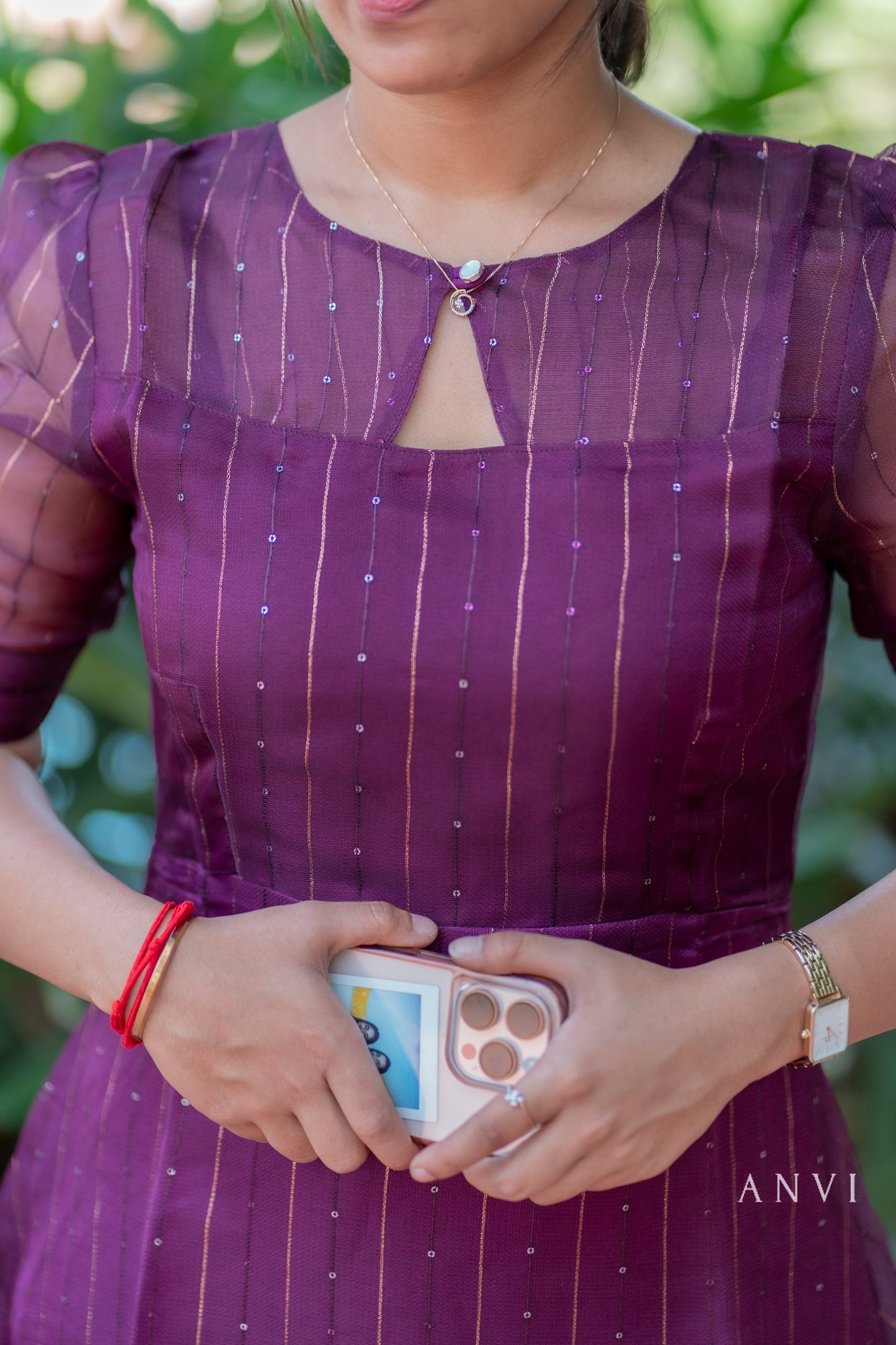 AL 425 Organza sequence wine maxi with lining