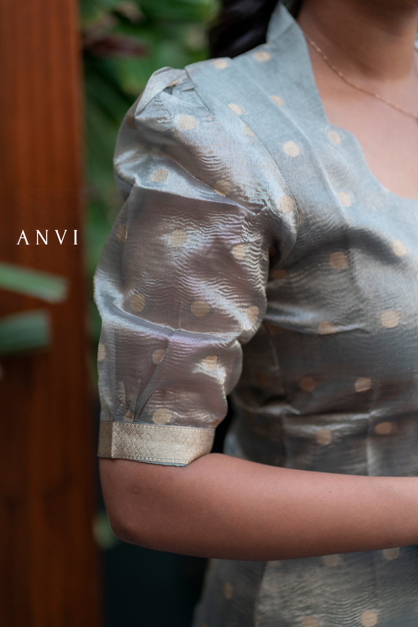 Al 373 Crush tissue kurti with duppatta with lining