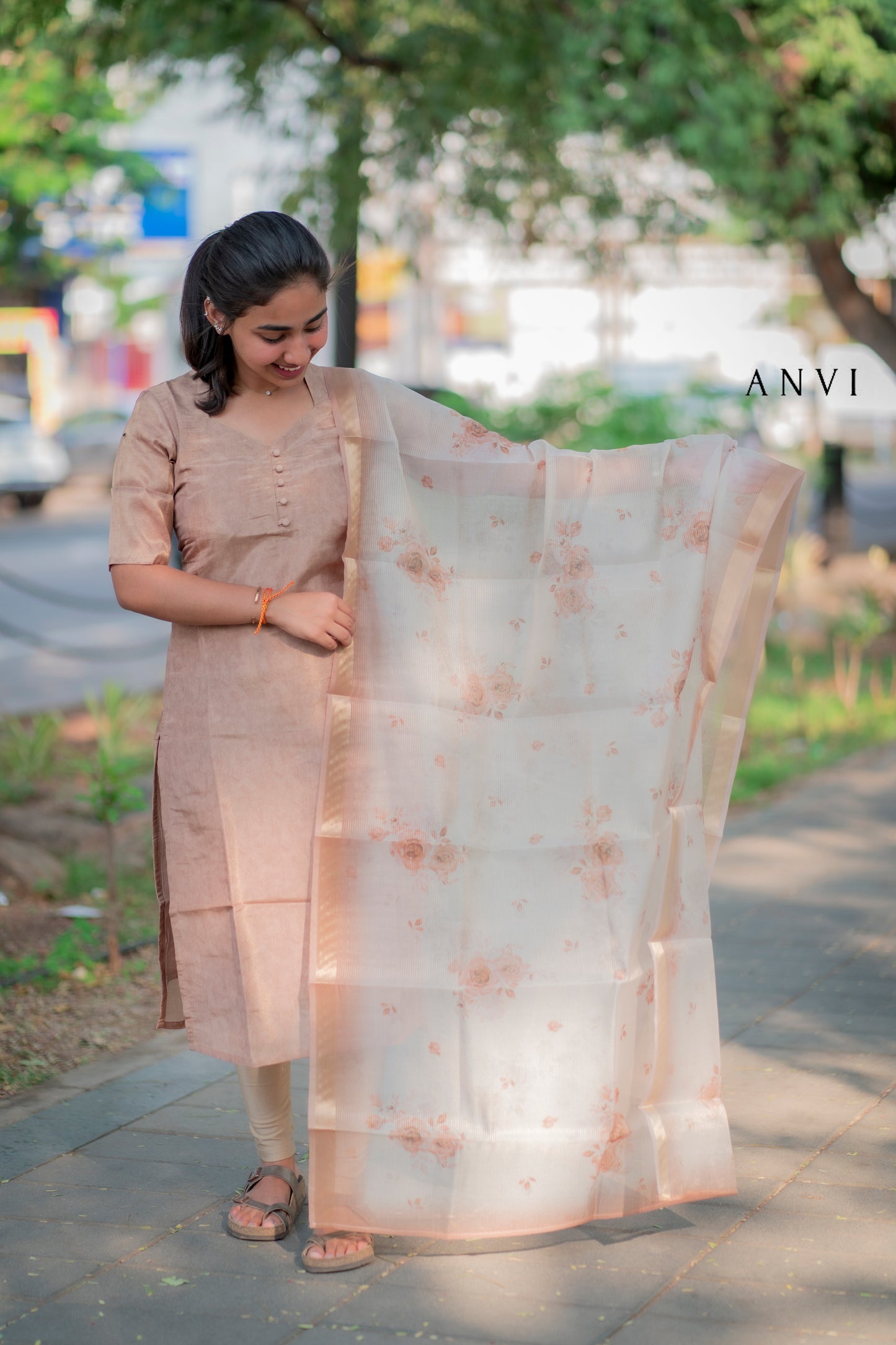 AL 409 Chanderi kurti with duppatta with lining