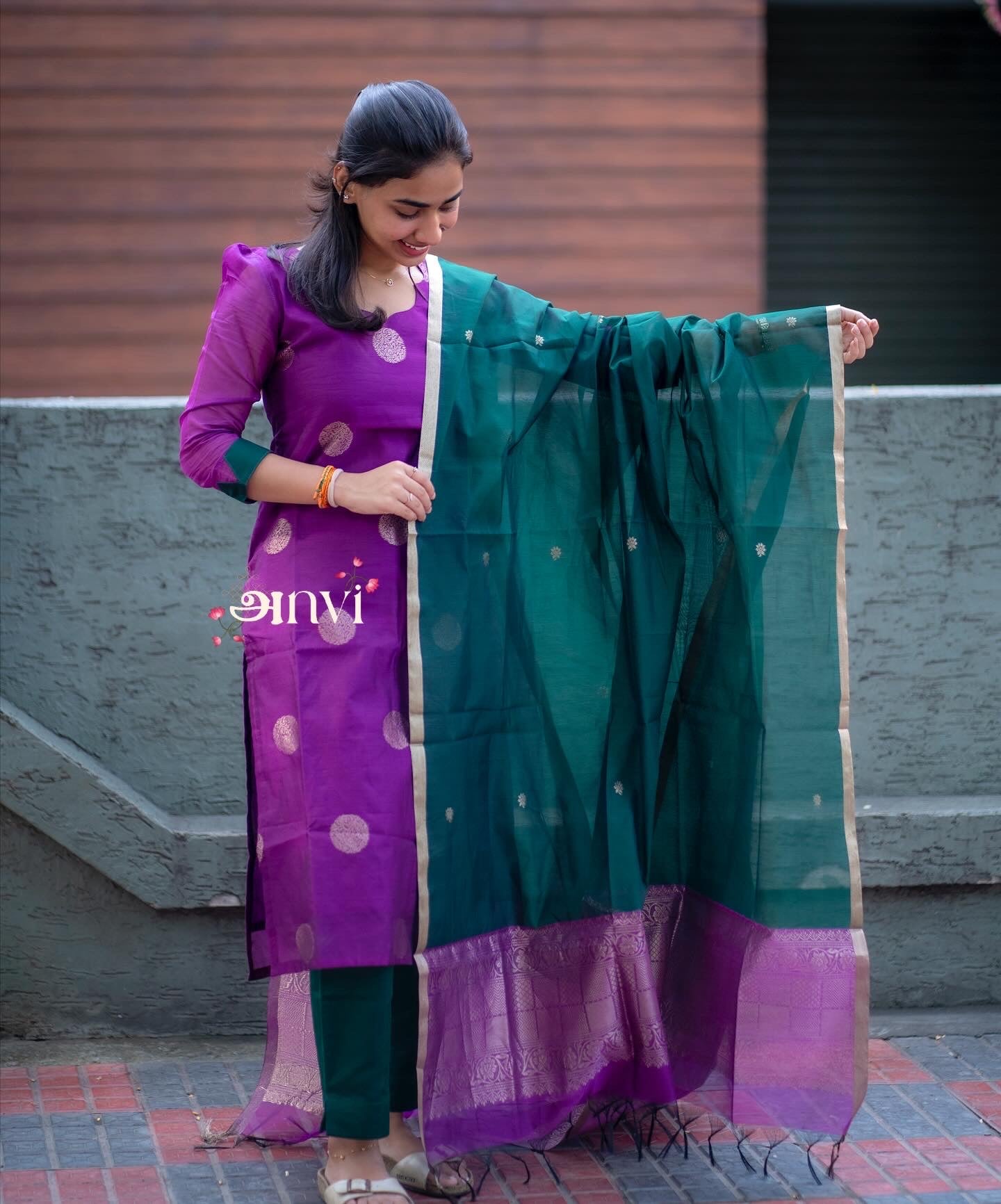 AL 485 Premium silk kurta set with dupatta (with lining)