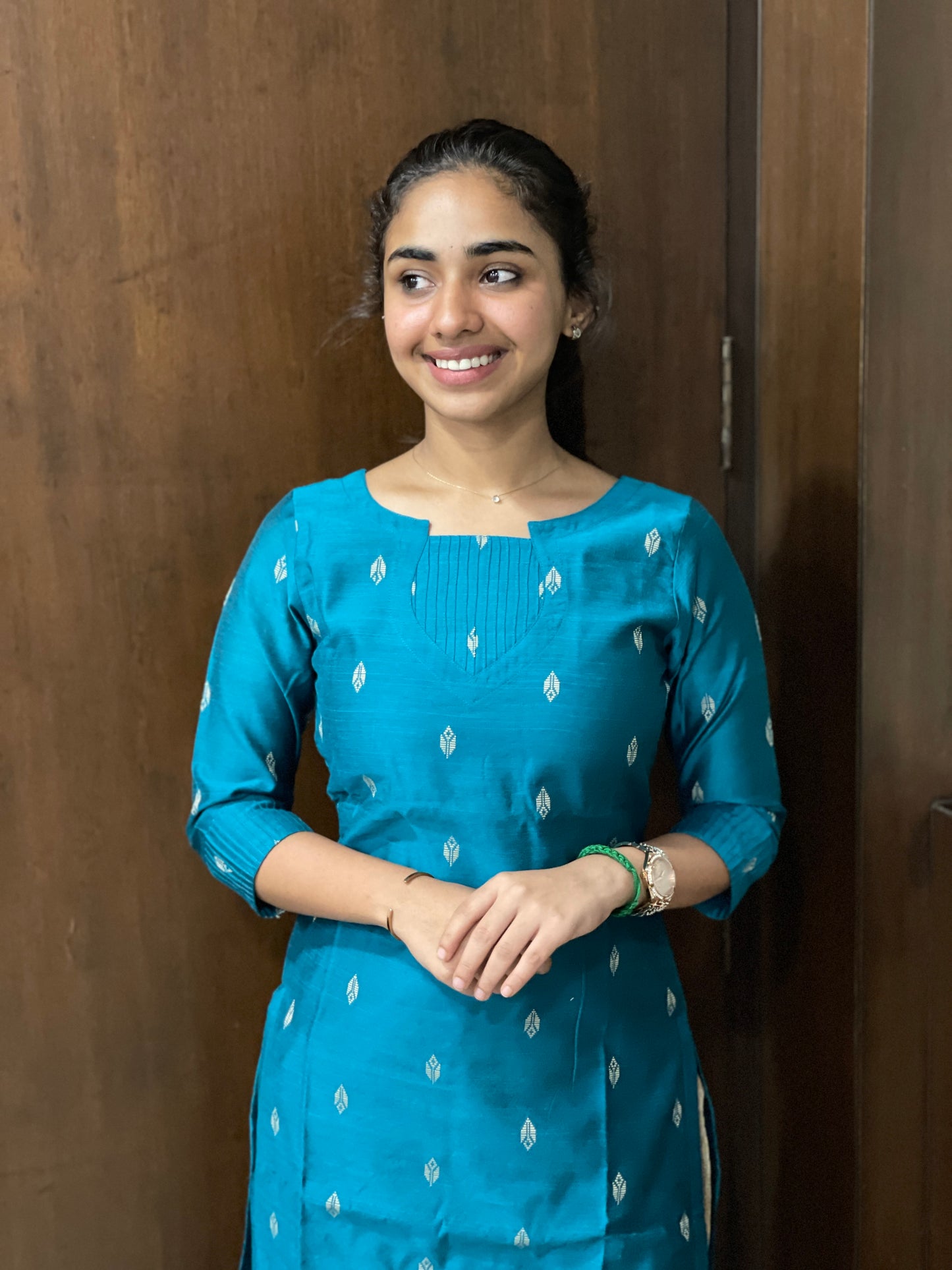 AL 333 Raw silk kurta set with duppatta