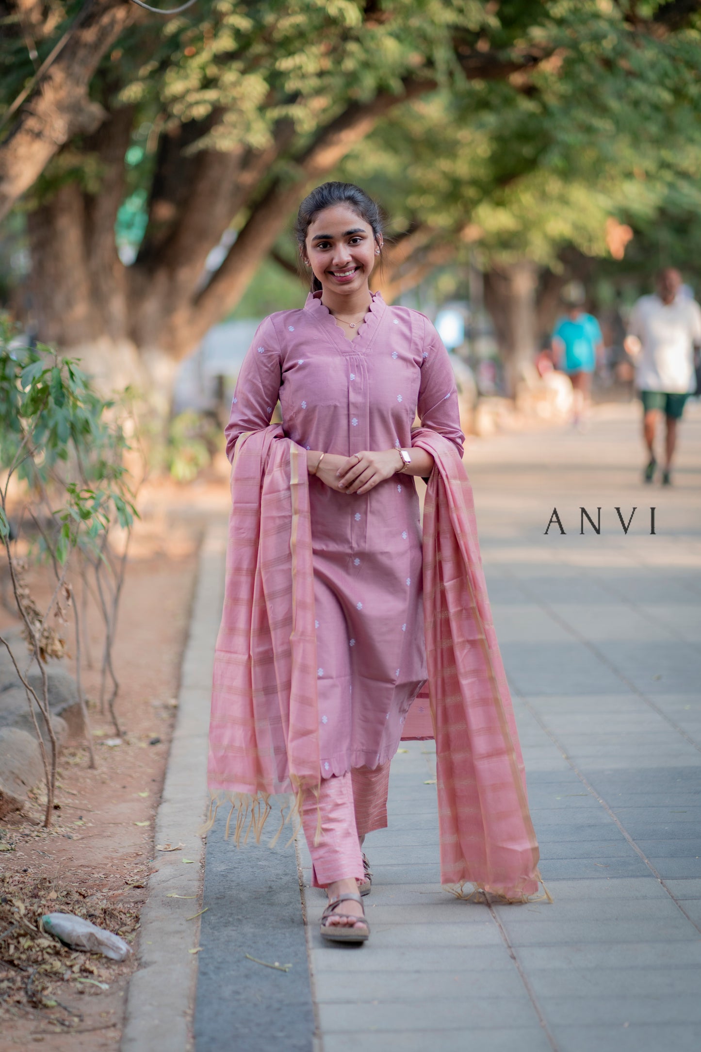 Soft cotton kurta set with duppatta ( with lining )