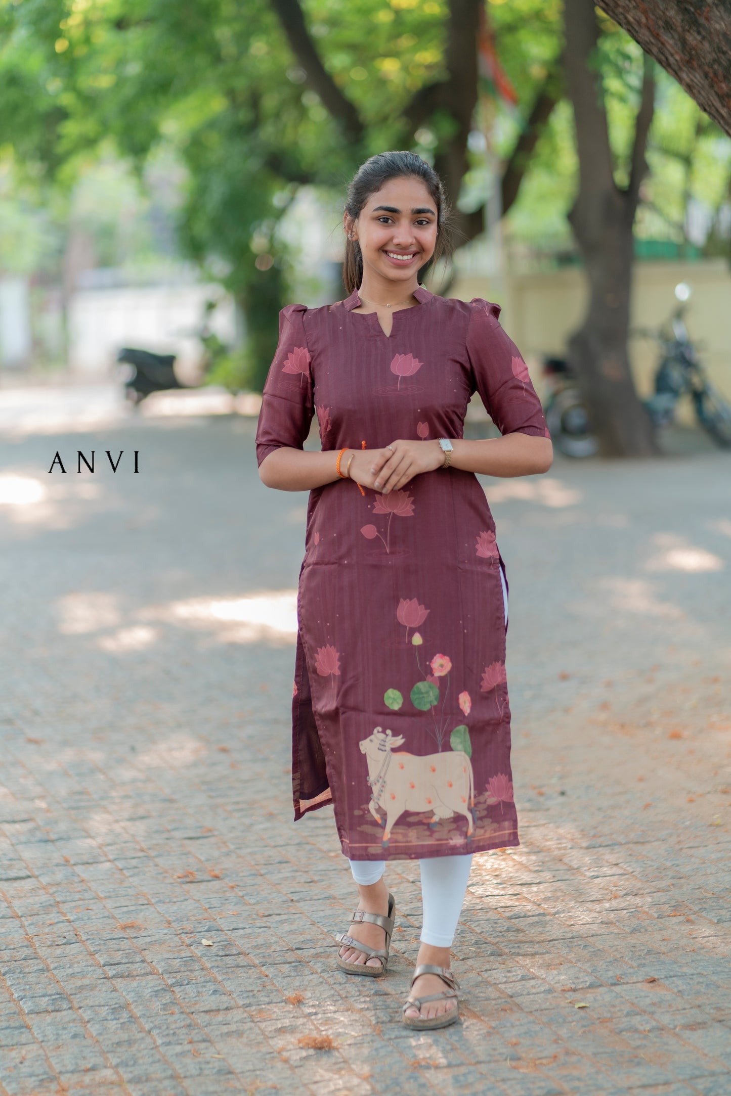 AL 408 Pichwai kurti with lining