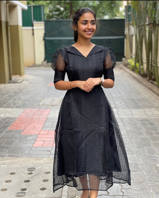 AL 238 Organza black mxi with lining