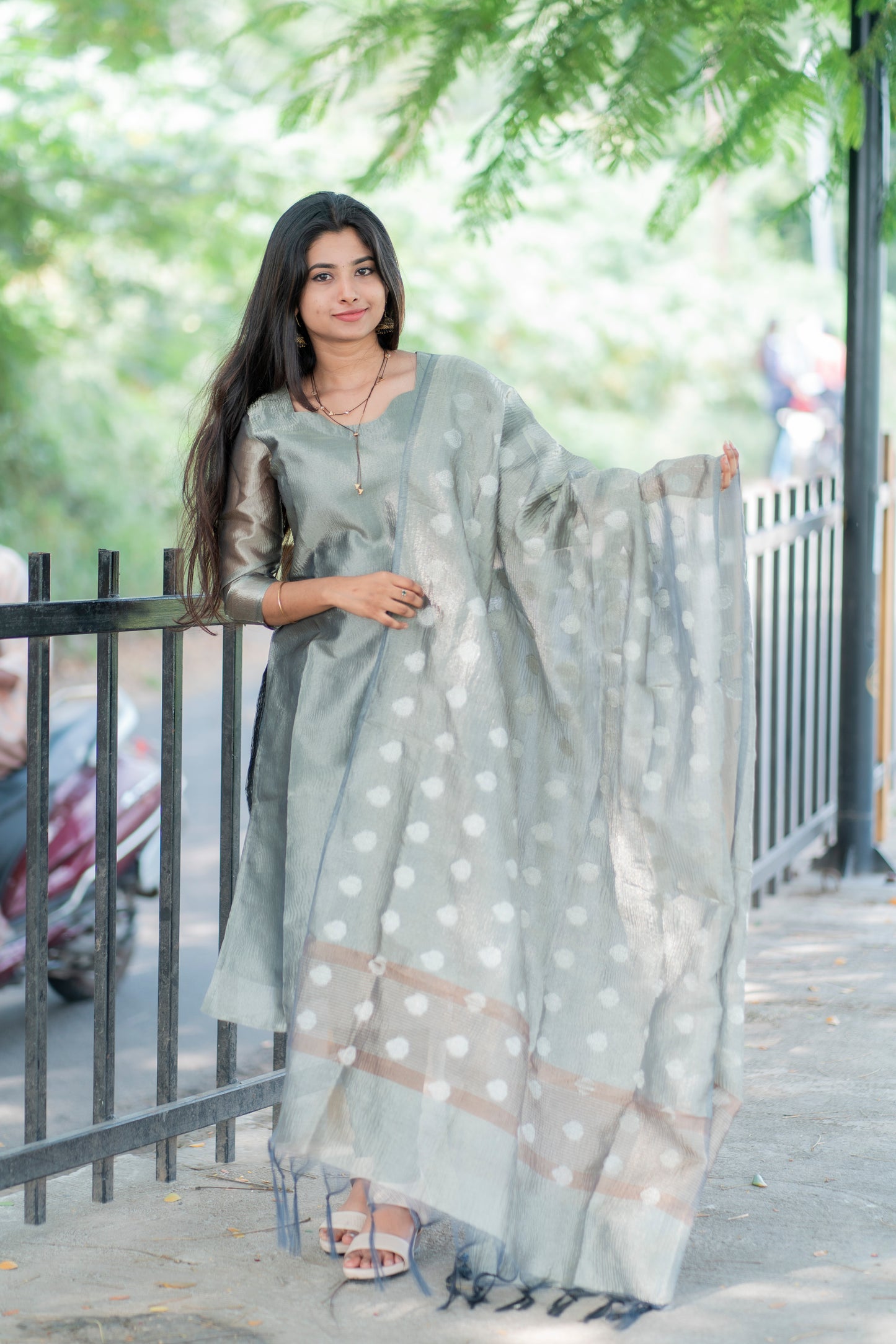 AL 345 Crush tissue kurti with duppatta