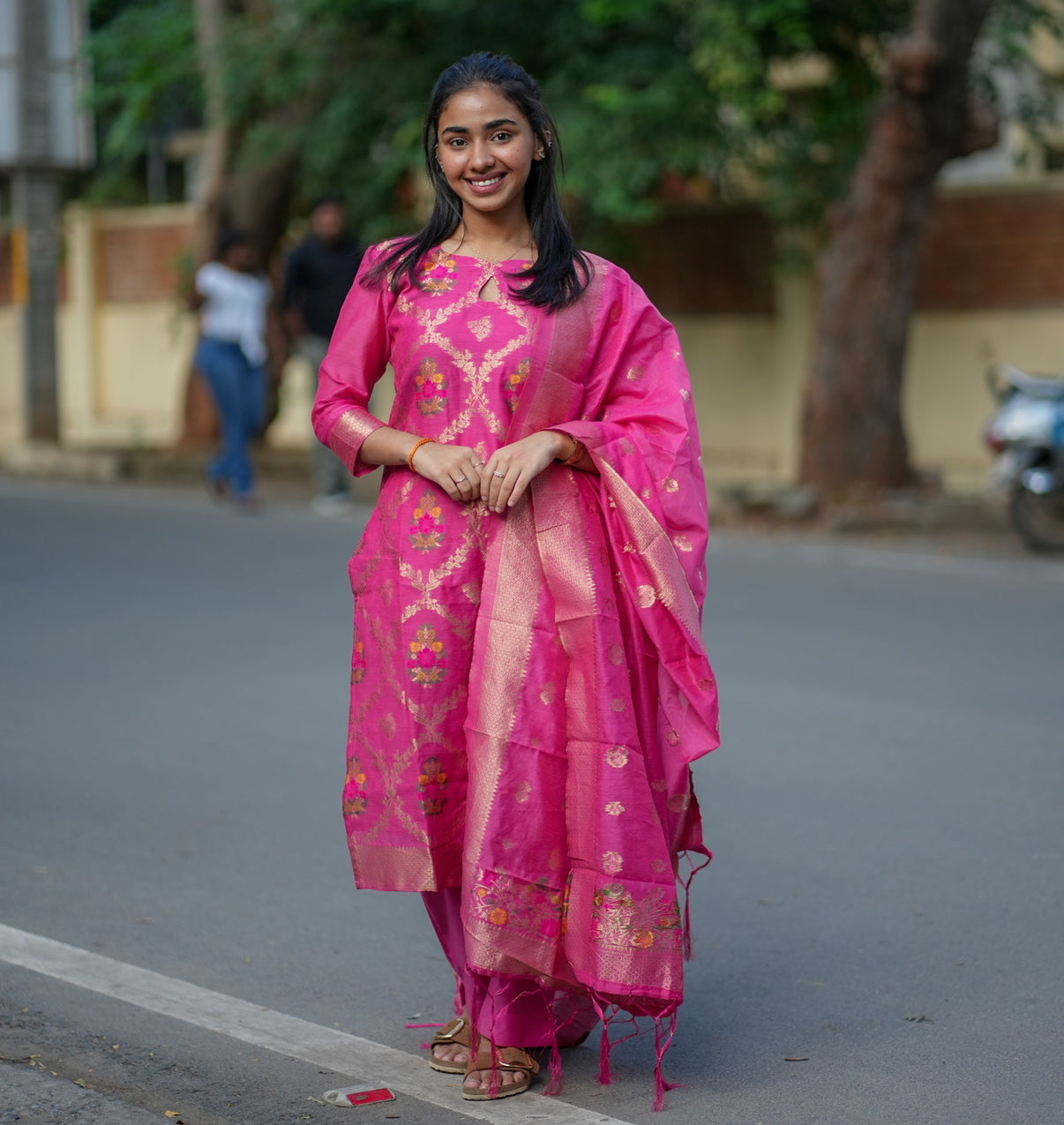 AL 536 Premium Silk suit set with duppatta (with lining)