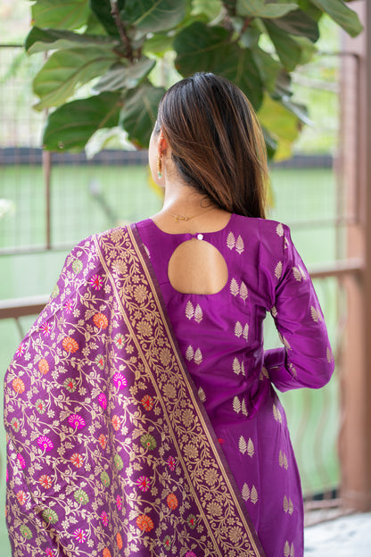 AL 616 Premium Banarasi silk suit set (with lining )