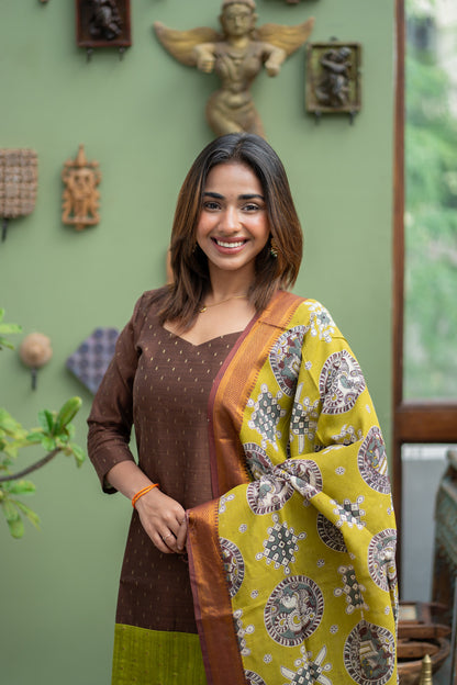 AL 610 Raw silk set with Kalamkari dupatta (with lining)