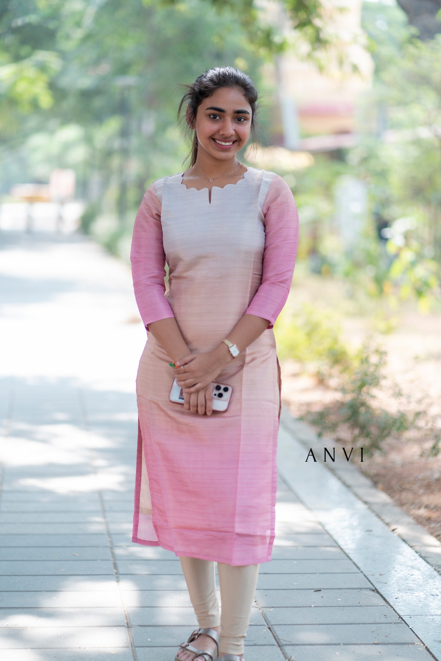 AL 372 Ombre crush tissue Kurti with duppatta