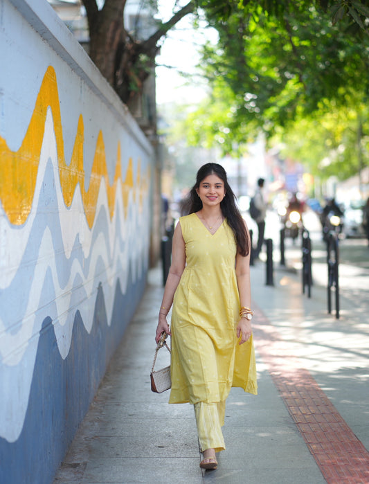 AL 438 Cotton A line co ords with lining (sleeves can be attached)