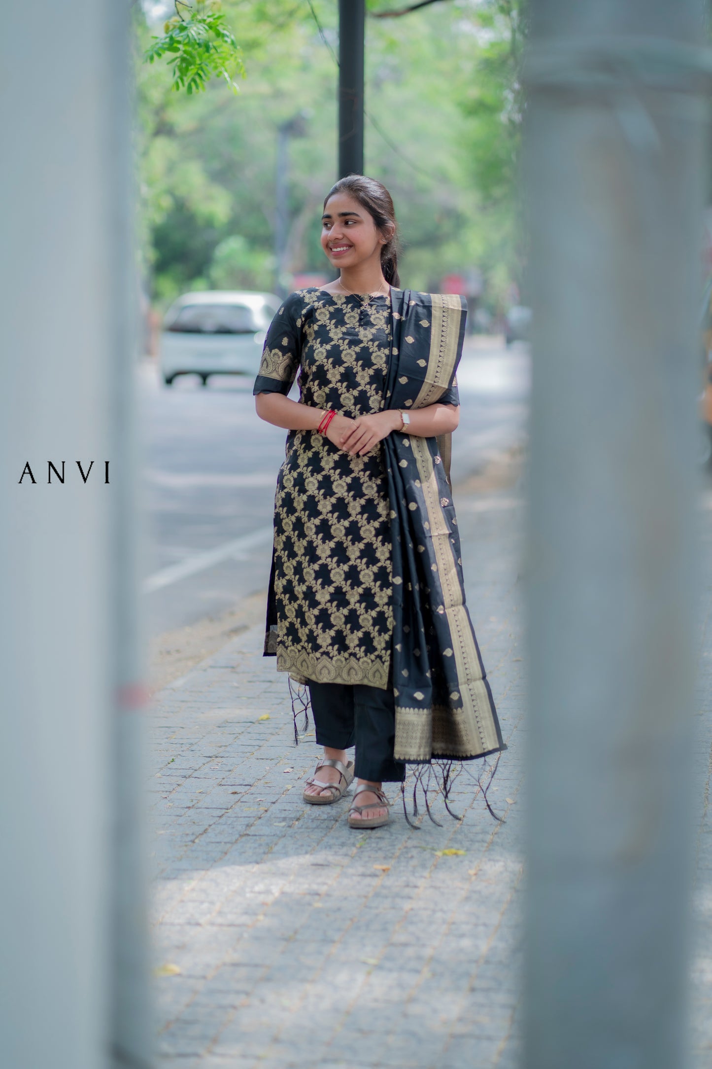 AL 405 Banarsi silk suit with duppatta