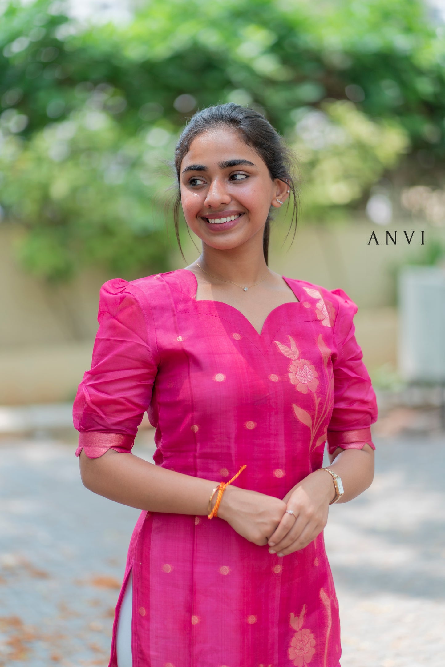 AL 413 Semi tussar kurti with duppatta (with lining)