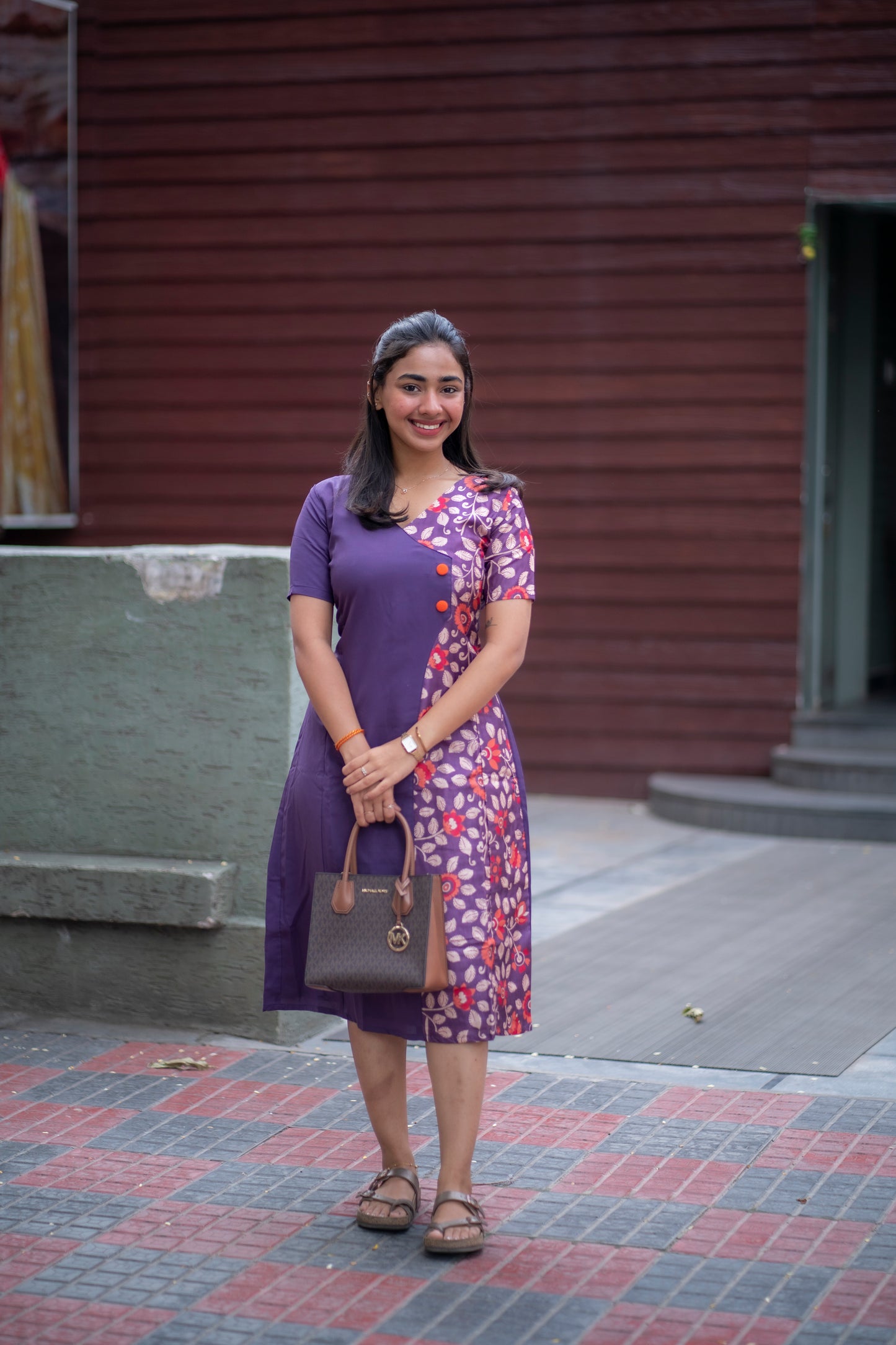 AL 509 Half and half maxi with back tie with lining