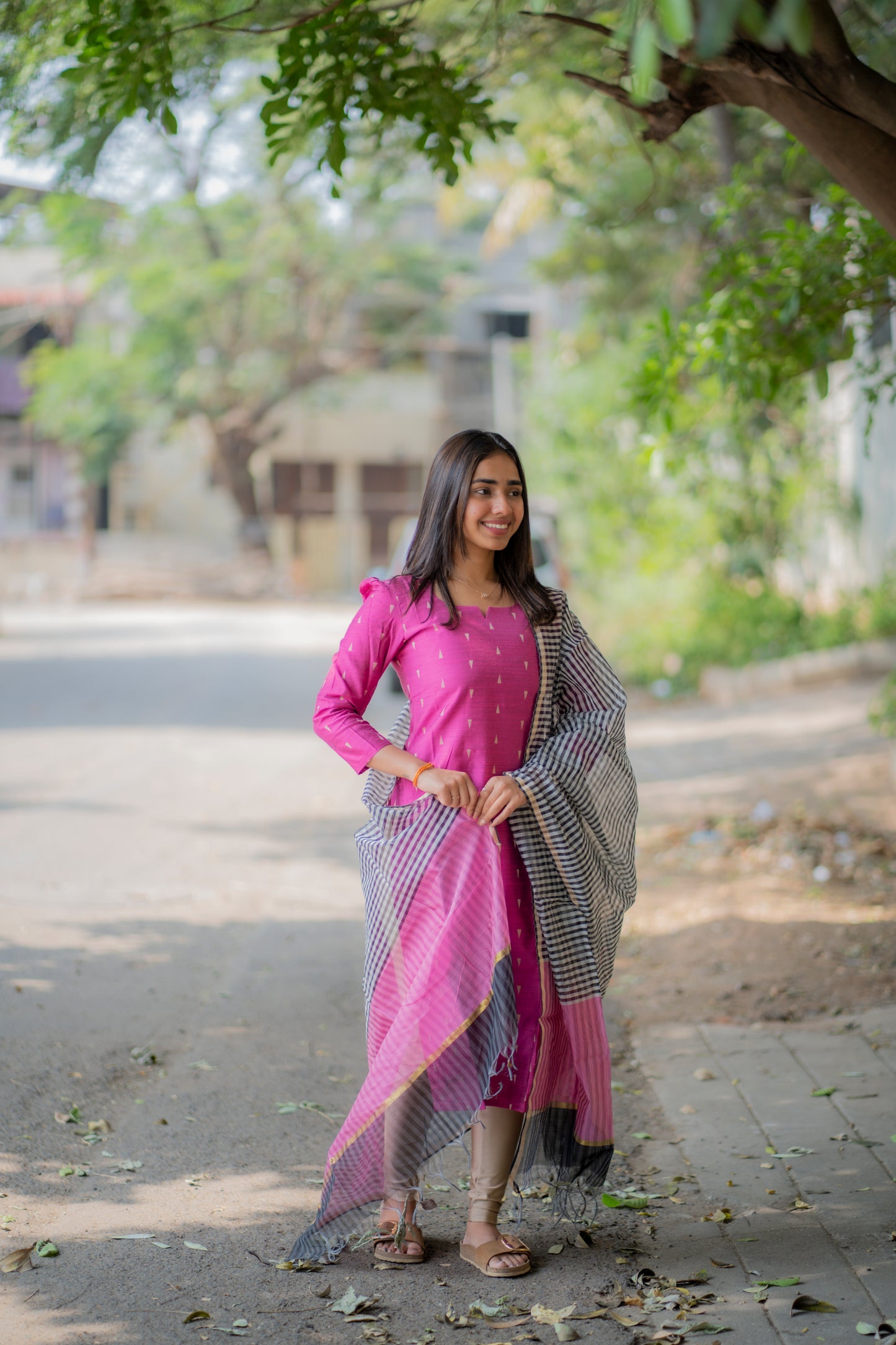 AL 552 Raw silk kurti with Dupatta (with lining )