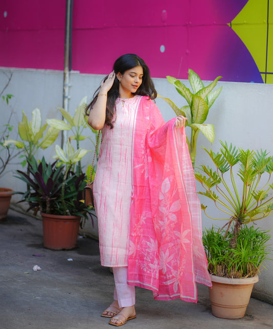 AL 447 Handloom kurta set with duppatta