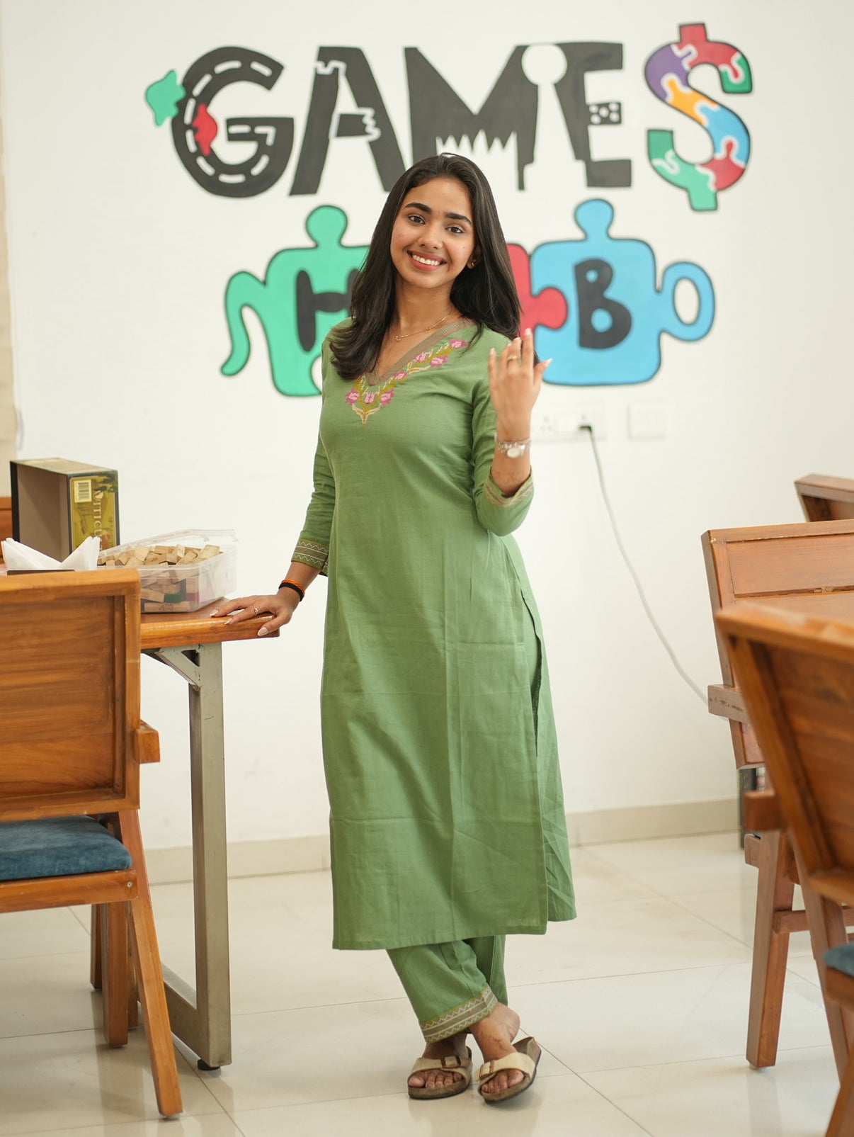 AL 525 Cotton co ords with thread embroidery (without lining)