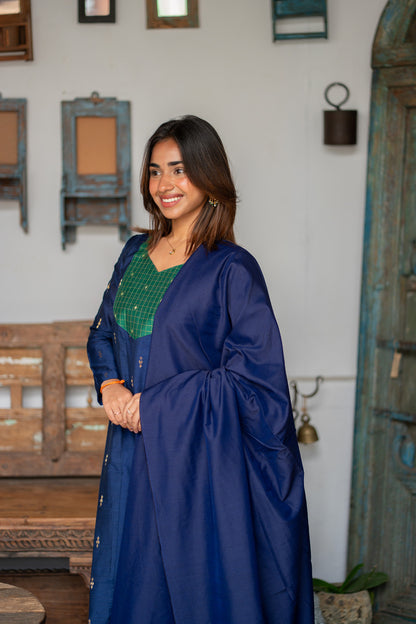 AL 611 Raw silk Anarkali with dupatta (with lining)