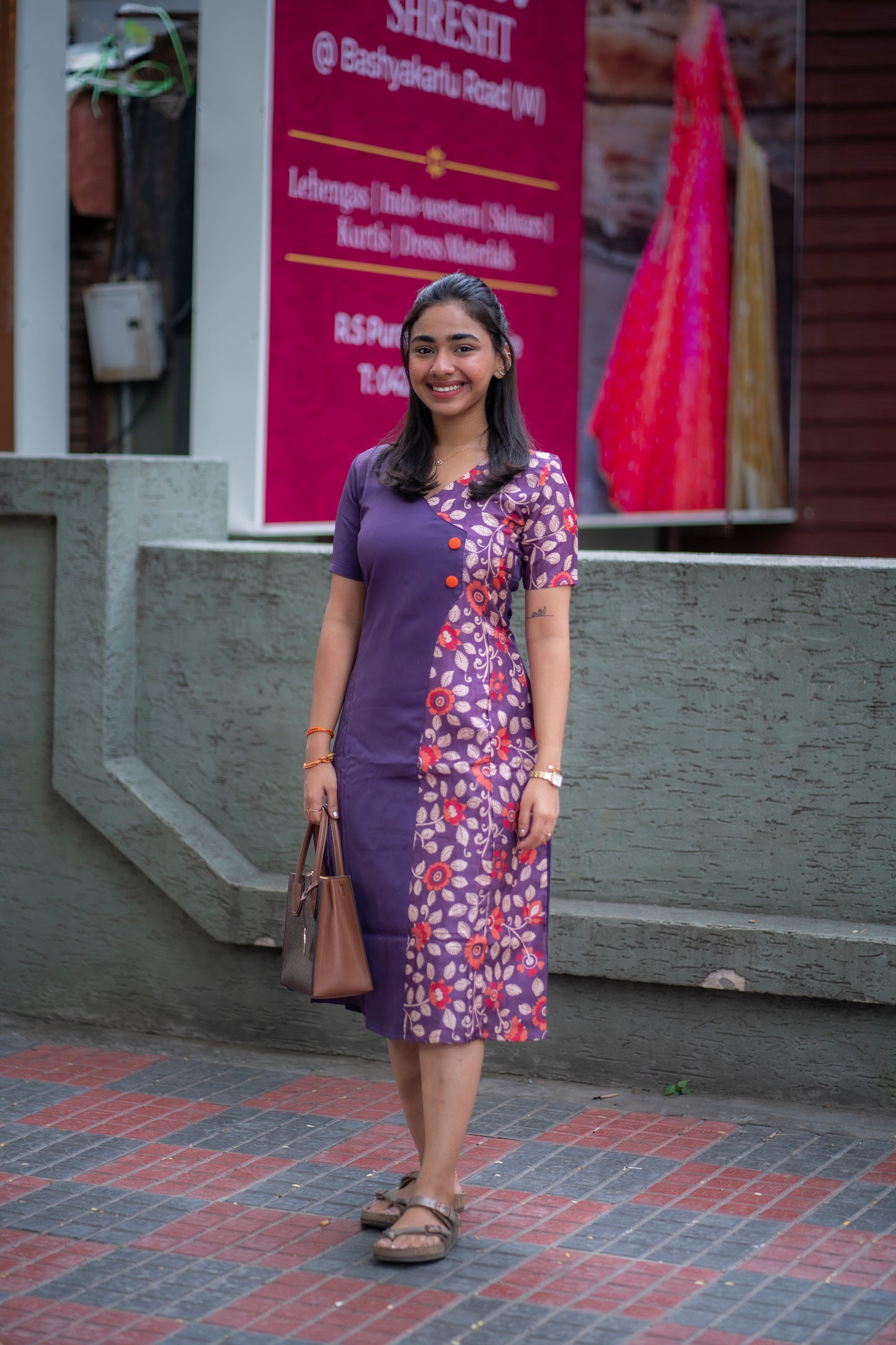 AL 509 Half and half maxi with back tie with lining