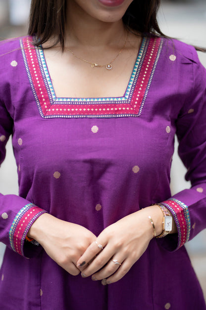AL 576 raw silk co ords with border (with lining)