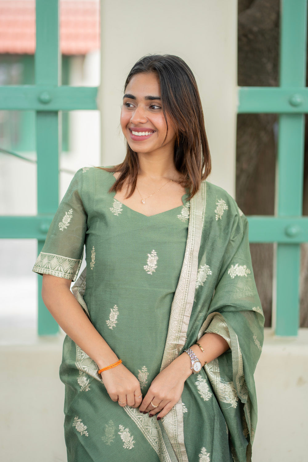 AL 606 Tissue silk 3 piece set with lining