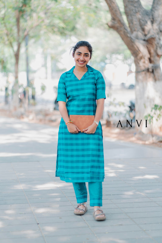 AL 379 Raw silk kurta set with lining