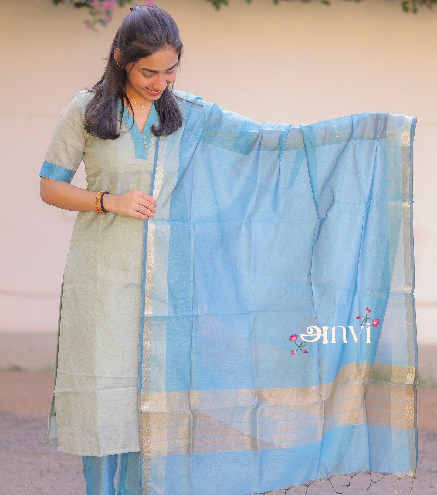 AL 490 Tissue Suit with duppatta (with lining)