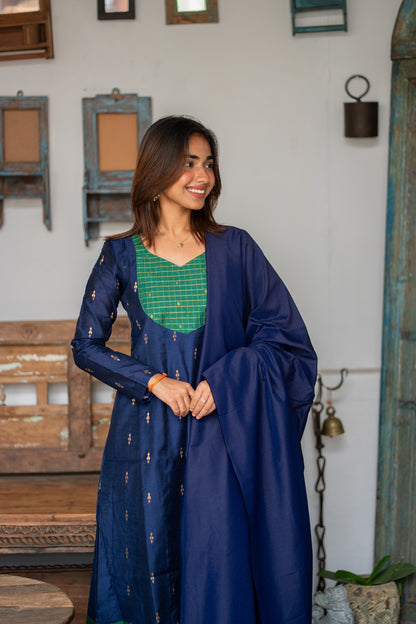 AL 611 Raw silk Anarkali with dupatta (with lining)