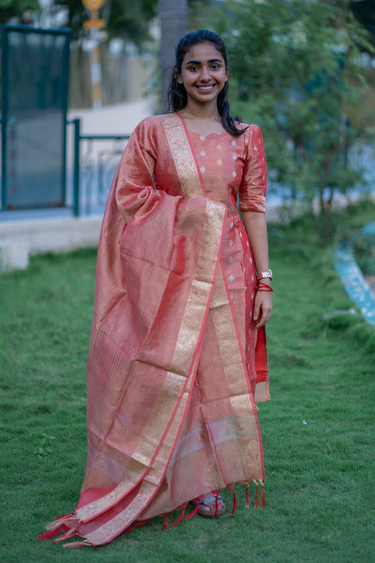 Crush tissue kurti with duppatta