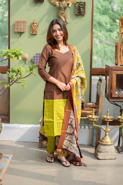 AL 610 Raw silk set with Kalamkari dupatta (with lining)