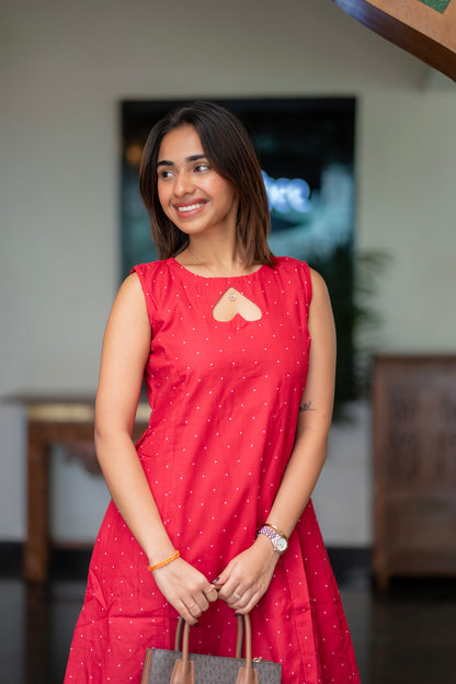 AL 607 Cotton Maxi , sleeves provided separately (with lining)