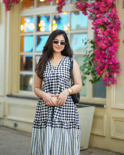 AL 437 Black Checked Maxi with lining