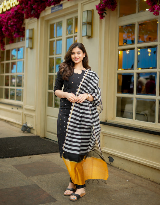 AL 465 Black raw silk kurta set with silk dupatta