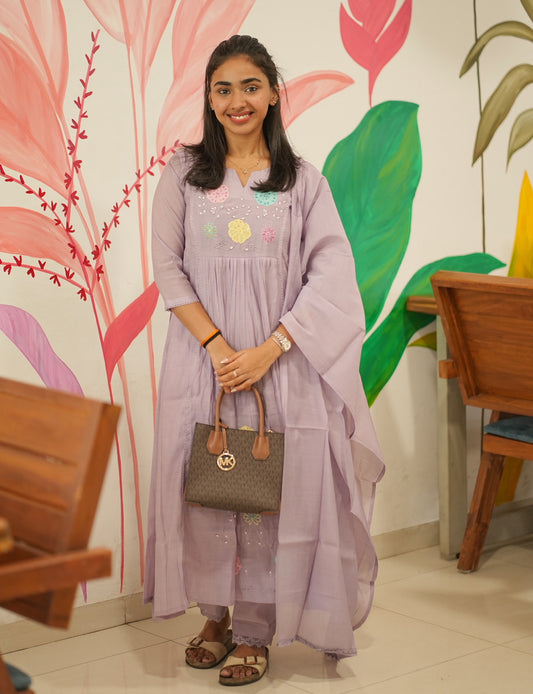 AL 537 Cotton Kurta set with embroidery neck detailing with duppatta (without lining)