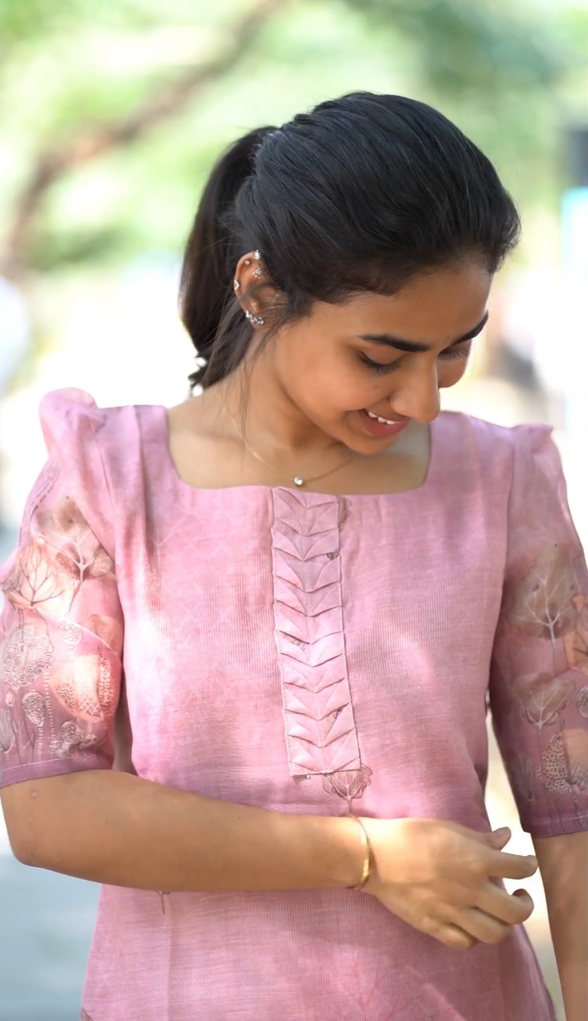 AL 448 Zari kurti with lining