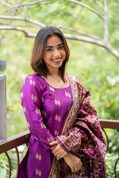 AL 616 Premium Banarasi silk suit set (with lining )