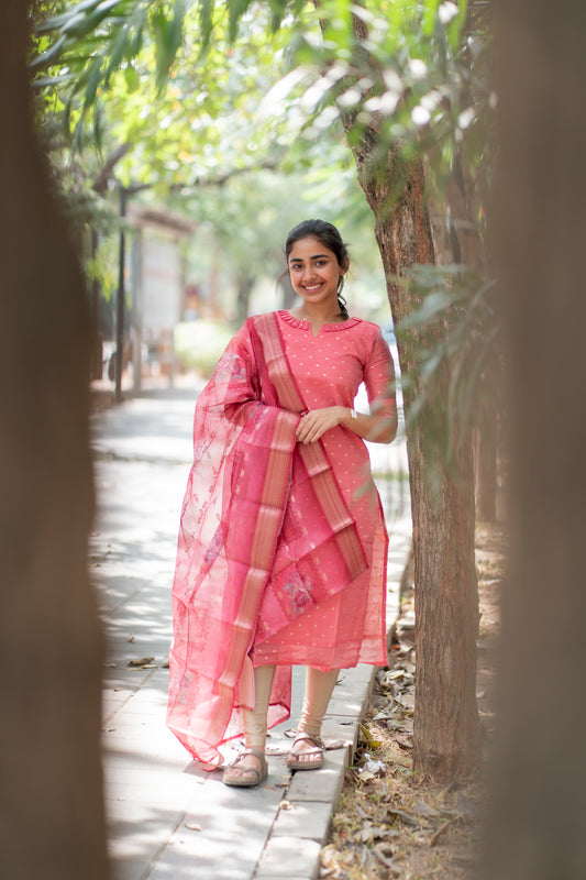 Banarasi kurti with organza dupatta