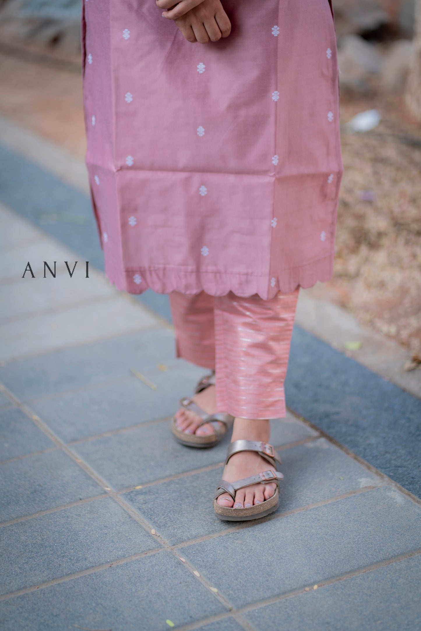 Soft cotton kurta set with duppatta ( with lining )