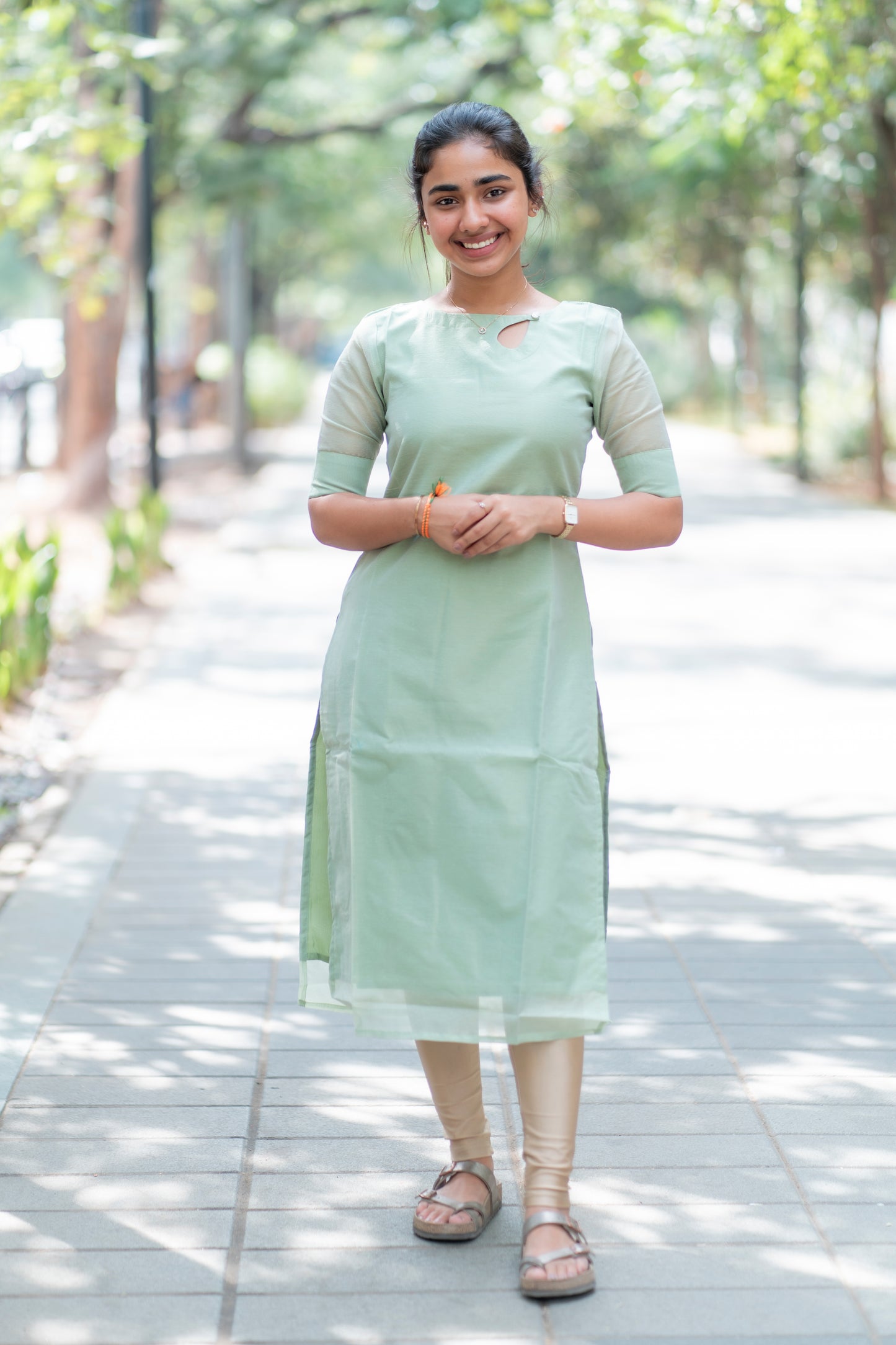 AL 376 Elegant Tissue Kurti with duppatta