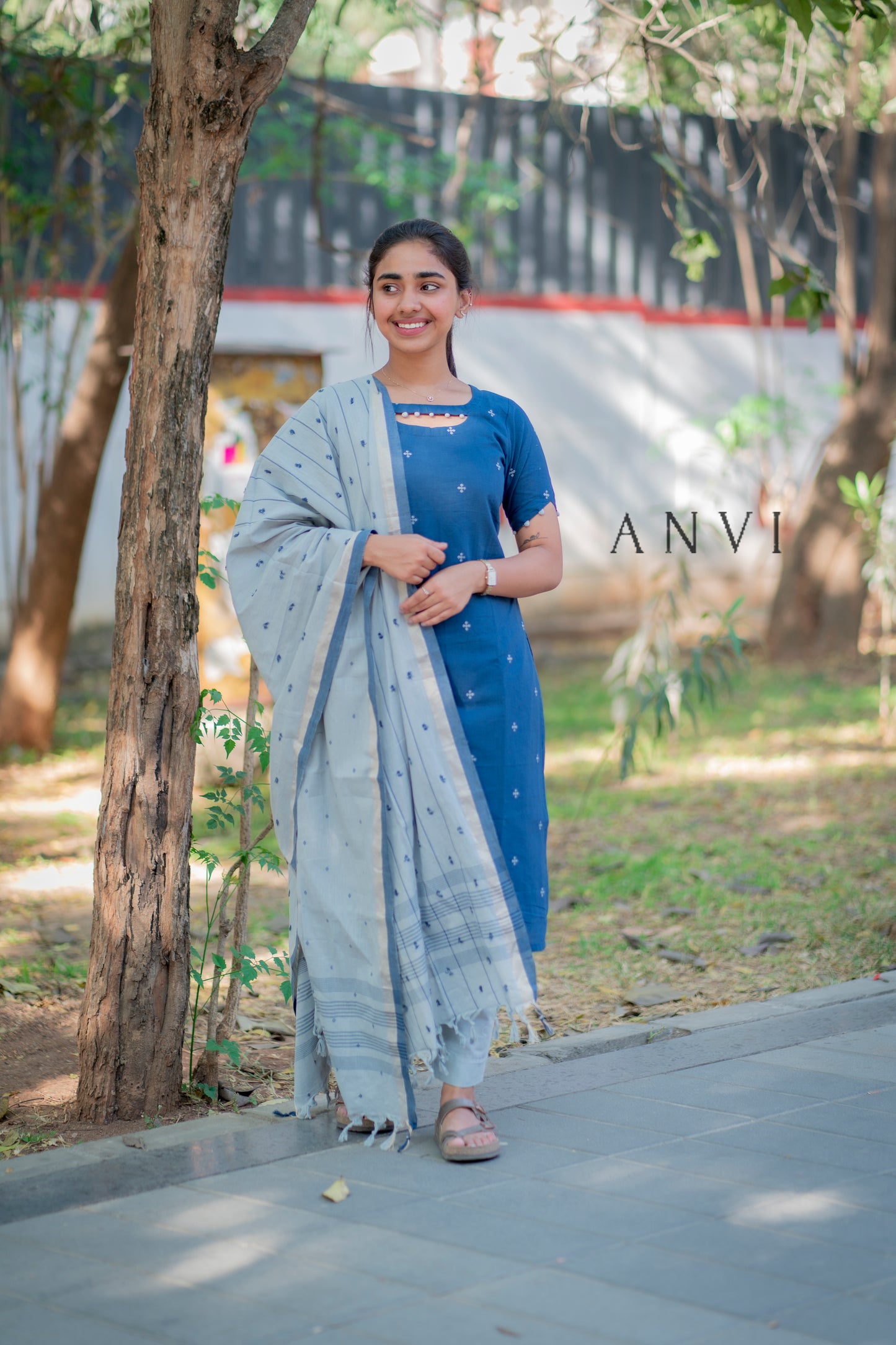 AL 391 Cotton kurta set with duppatta (with lining)