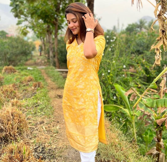 AL 71 Banaras Kurti with lining